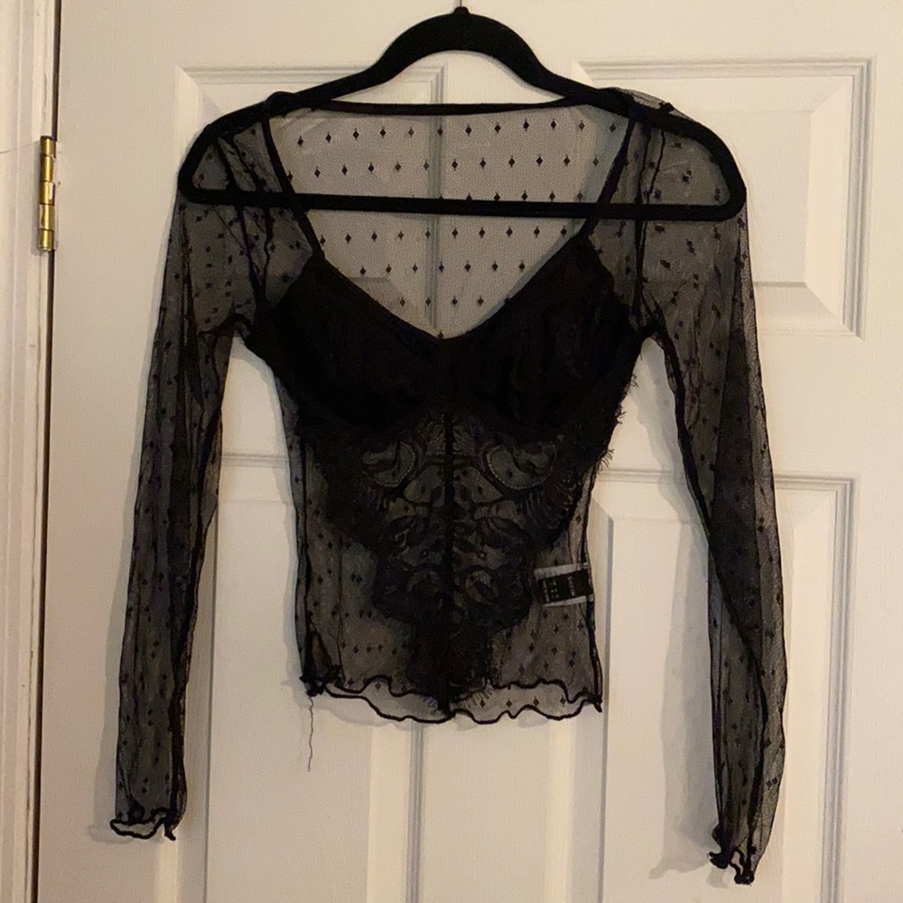 Mesh black top